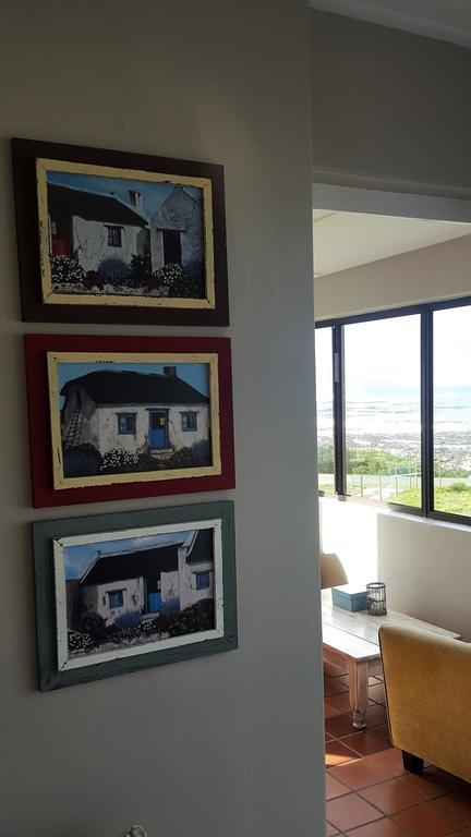 Strandloper Apartments Hermanus Buitenkant foto