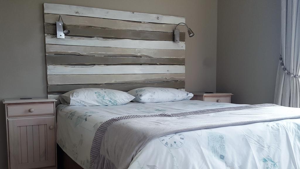 Strandloper Apartments Hermanus Buitenkant foto